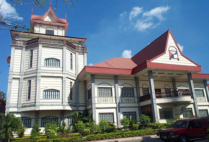 Aklatang Emilio Aguinaldo - <br>Information Resource Center