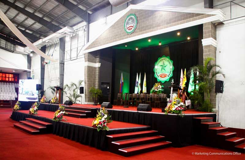 Virtual graduation rites