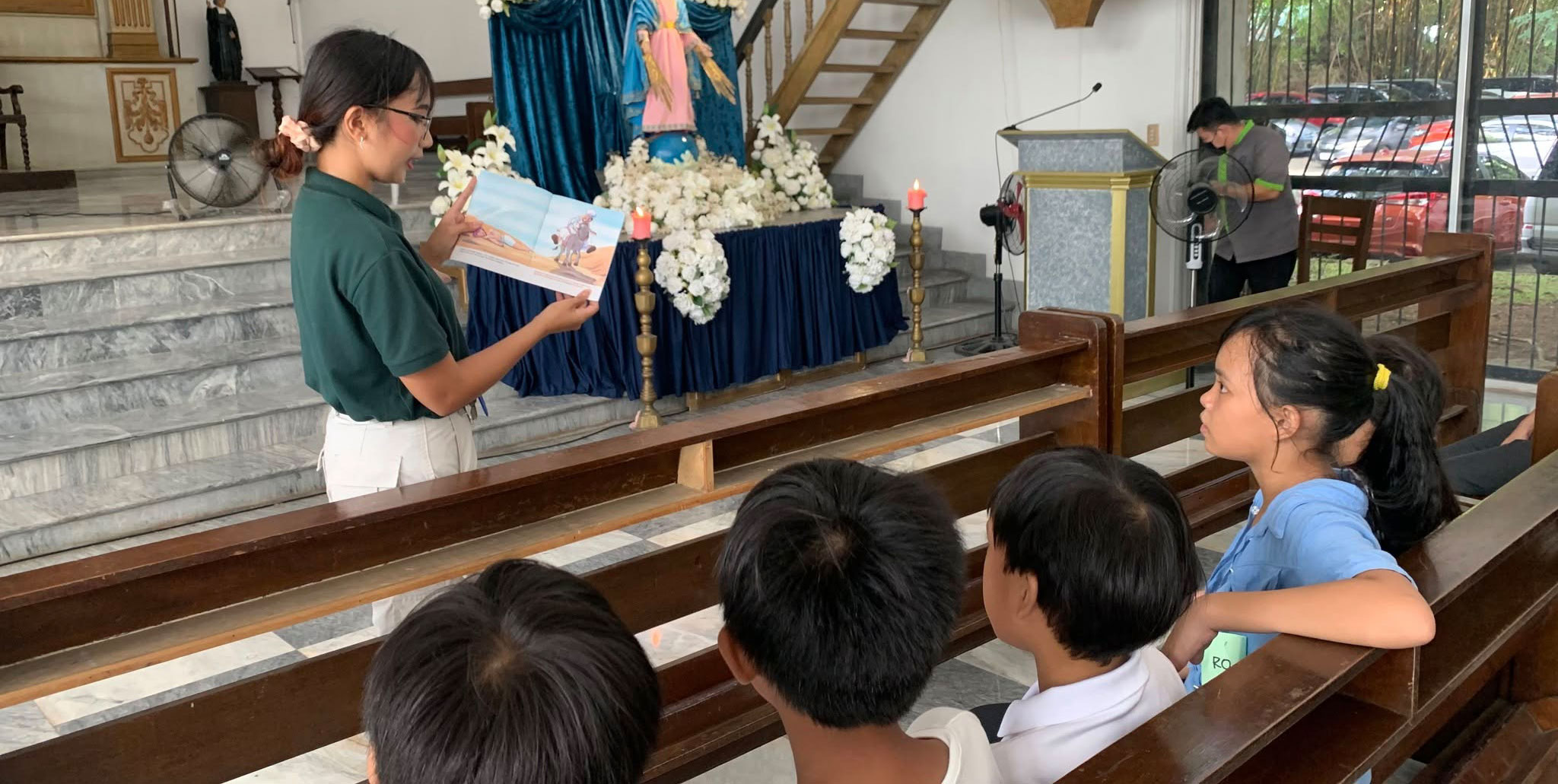 BSTM Students Lead Cultural Tour for Children 