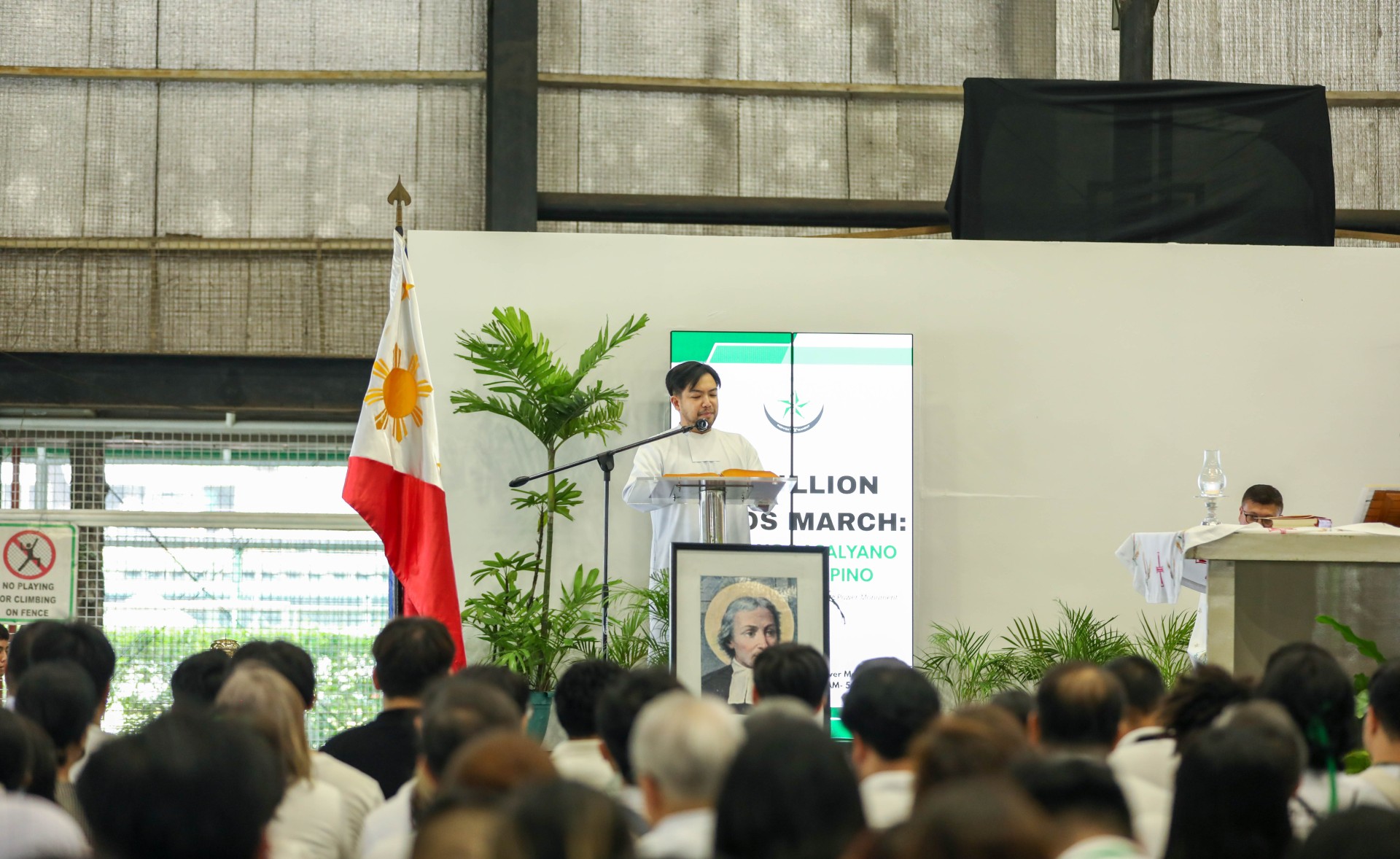 Br. President Leads Homily on Integrity at Trillion Peso March Mass