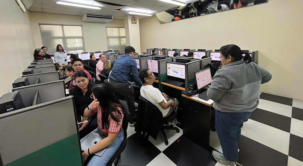 CDLM Conducts Faculty Training on Schoolbook Gradebook Use 