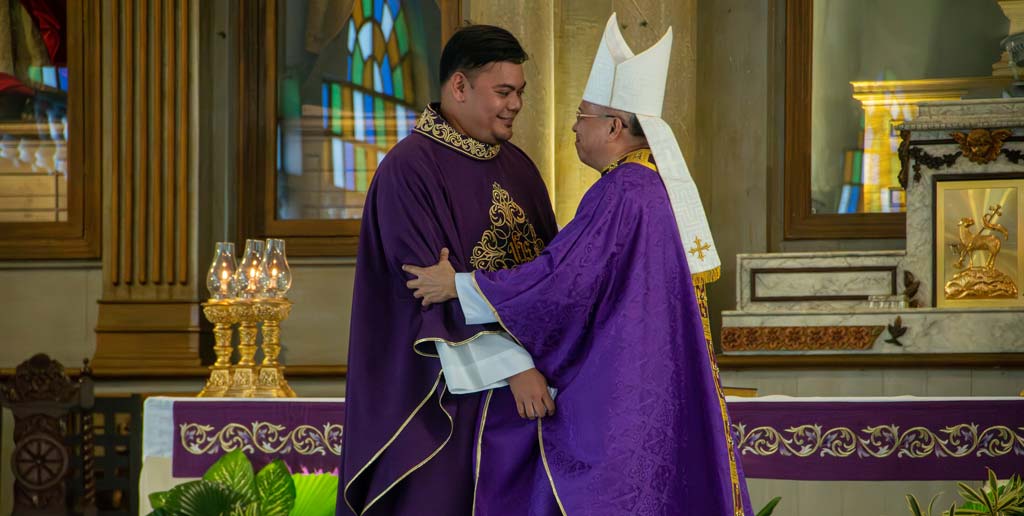DLSU-D Welcomes New University Chaplain 