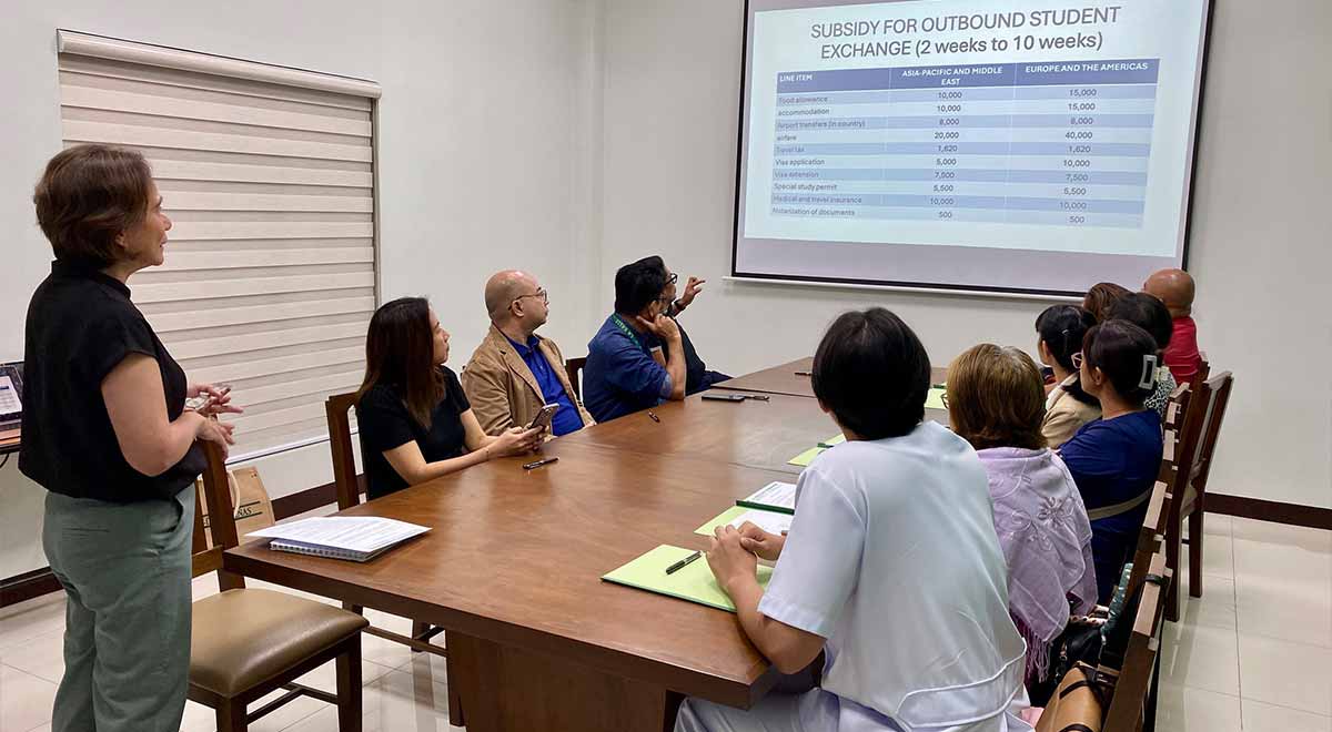 CLAC Students Sign for DLSU-D Exchange Program