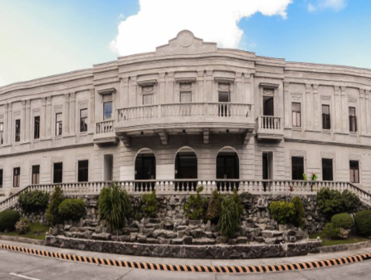 DLSU-D Ayuntamiento