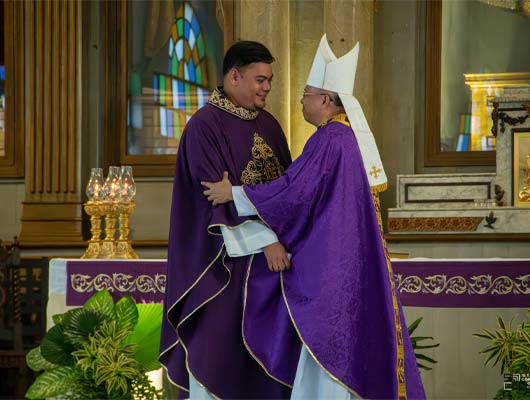 DLSU-D Welcomes New University Chaplain   
