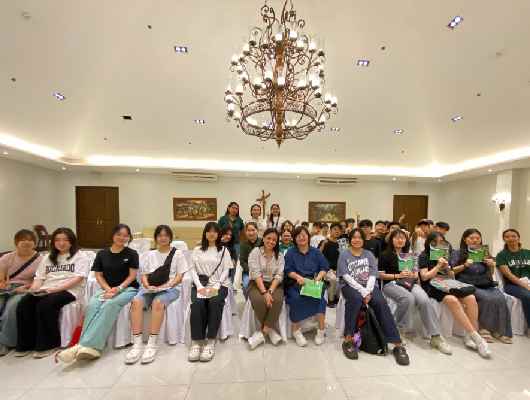DLSU-D Welcomes Korean Students for Campus Visit  