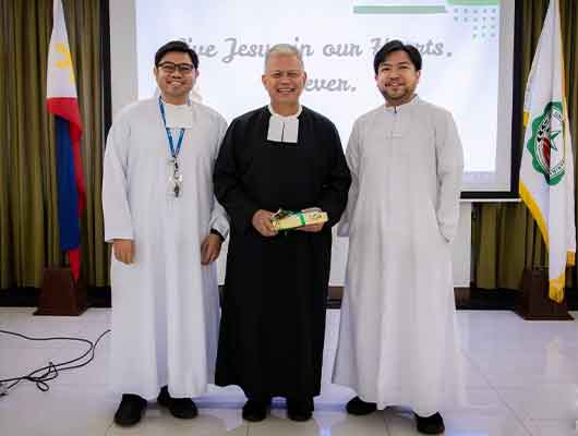 Br. Armin Luistro Visits DLSU-D, Meets with Mission Offices on Community Support