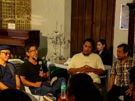 Siklab Exhibit Closes with Artist Talk   